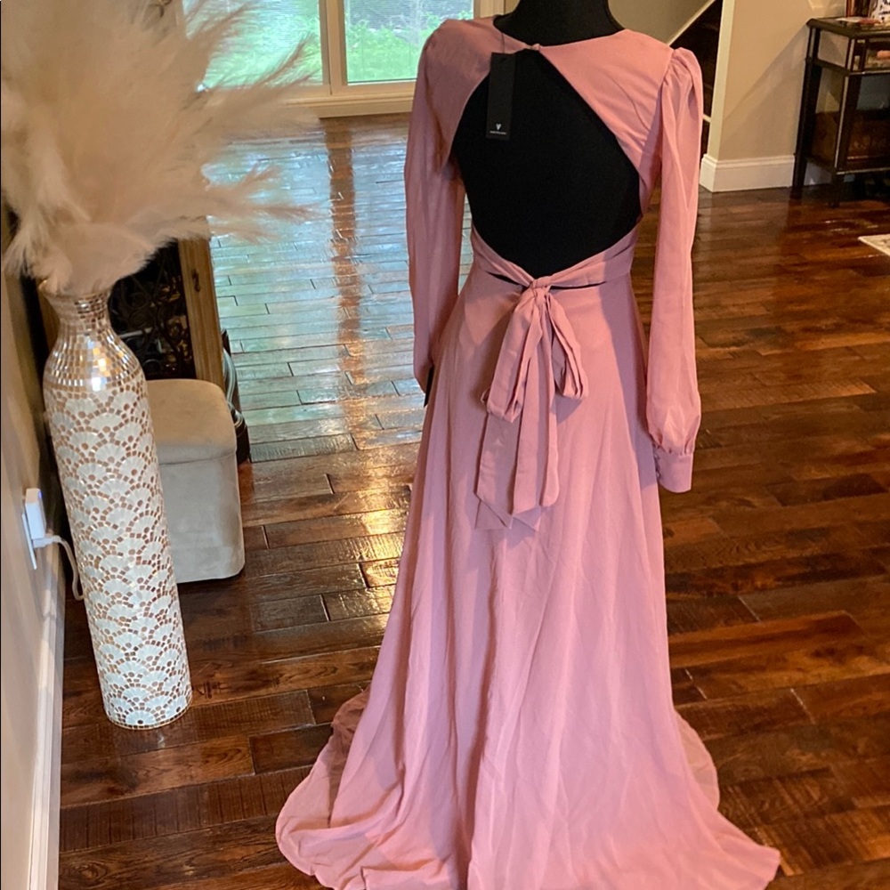 Lulu's Pink Long Sleeve V-Neck Gown - Picture 5 of 6